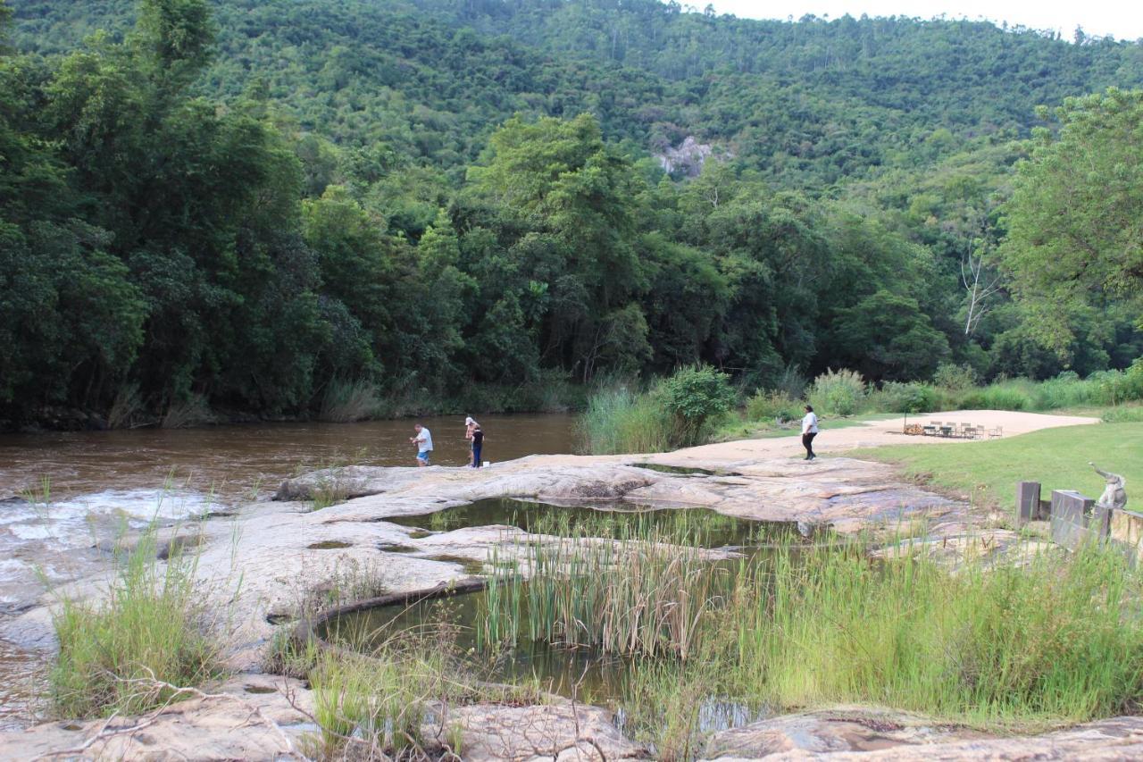 Lions Rock Rapids - Lodge 雾观 外观 照片